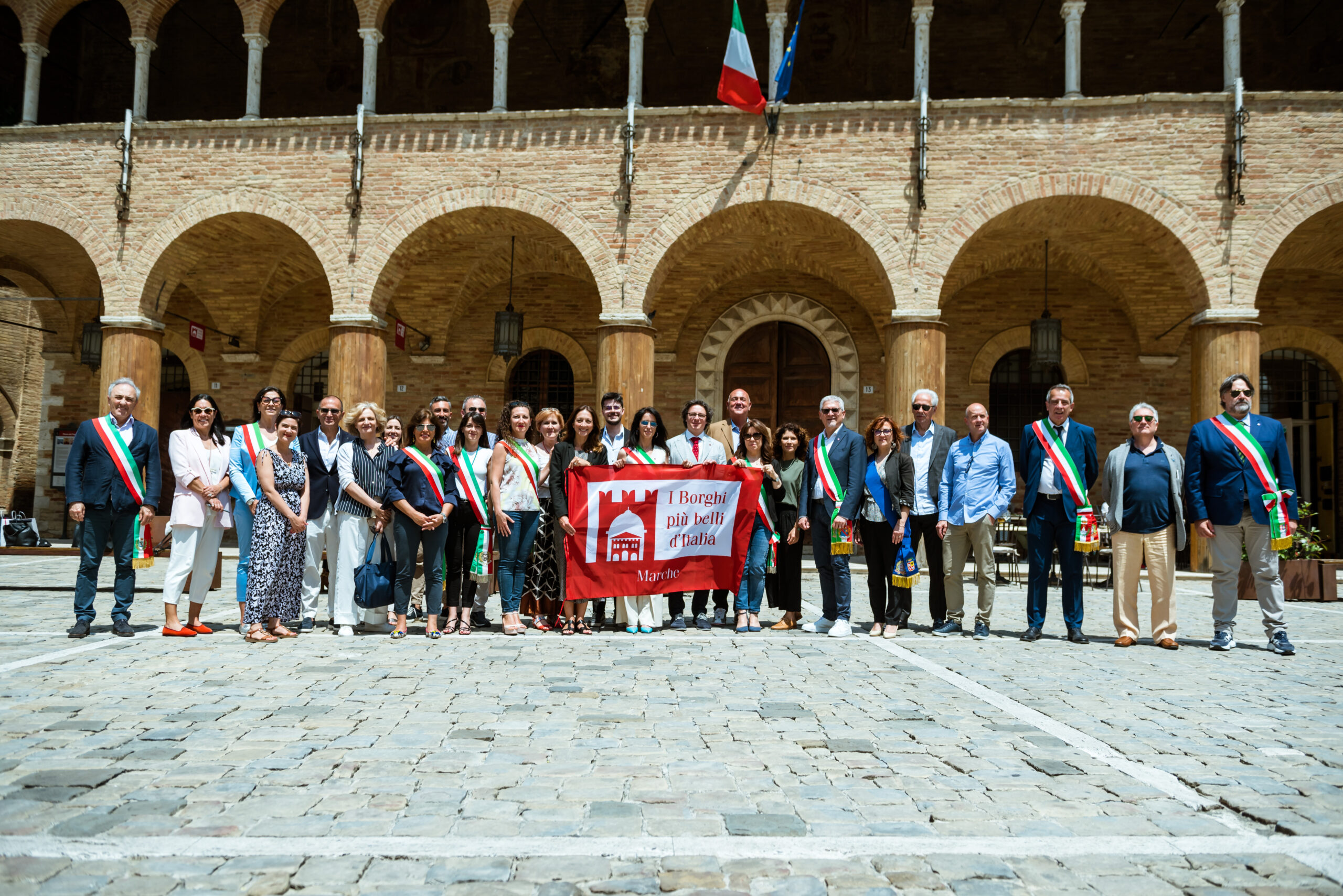 A Offida Insieme Ai Borghi Più Belli Delle Marche Per Una Giornata Di ...